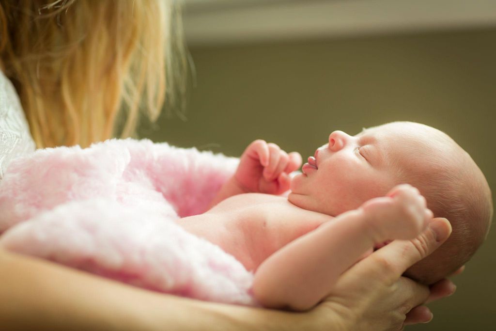 A midwife explained Kiwi cup and forceps delivery options to an expectant mum during an antenatal appointment.