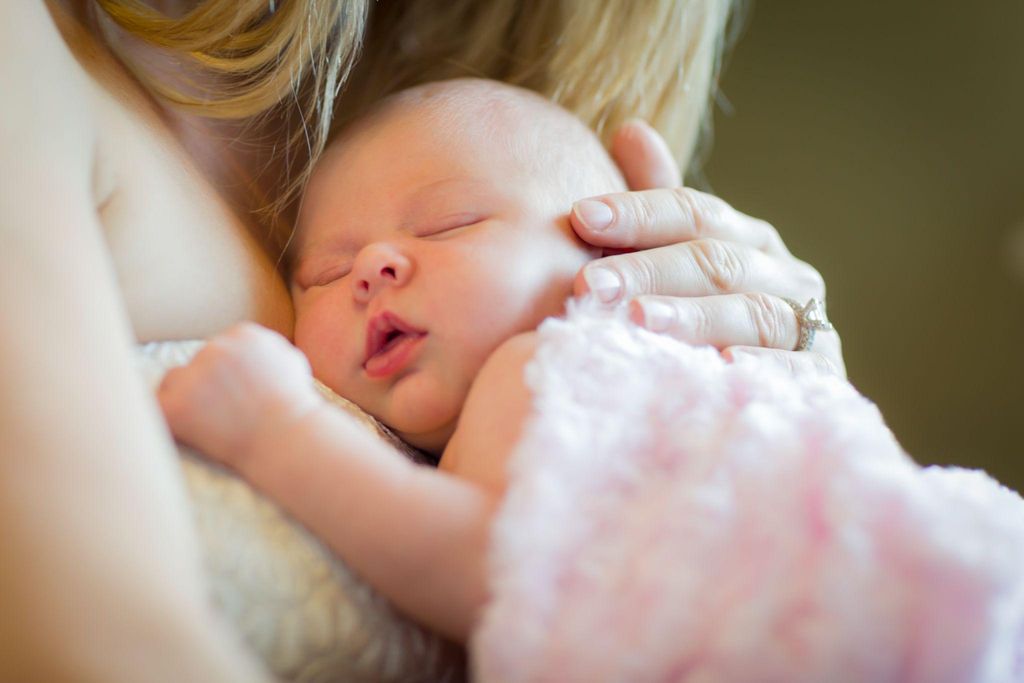 Expectant parents can practise newborn care skills at antenatal education classes.