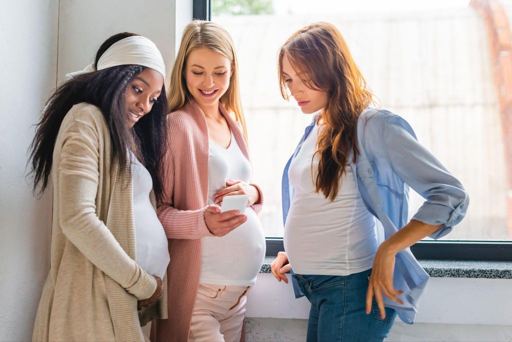 Expectant parents preparing for their baby’s arrival with antenatal guidance.